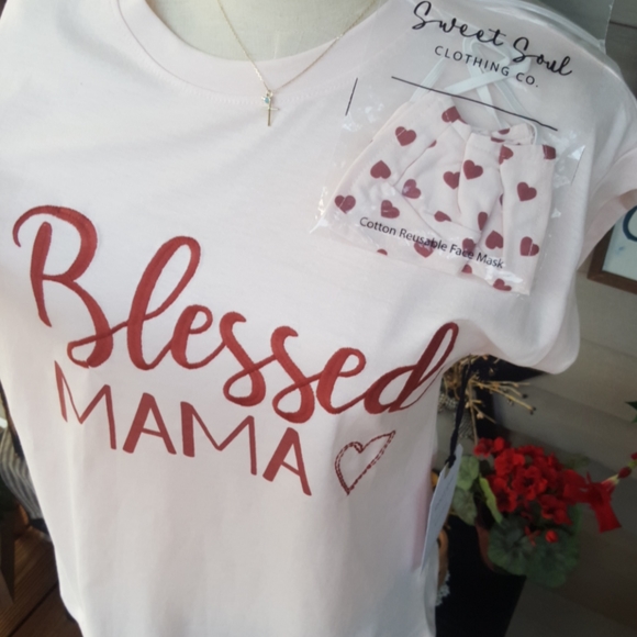 SWEET SOUL CLOTHING CO. ♡ NWT Sweet "Blessed MAMA 🤍" Short Sleeve T-Shirt S - Picture 7 of 17